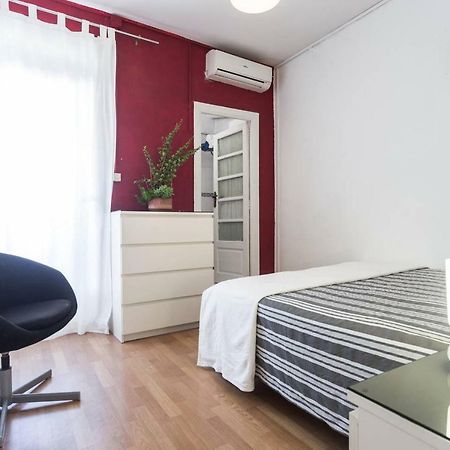 Arrendamiento De Temporada En Ruzafa Lägenhet Valencia Exteriör bild