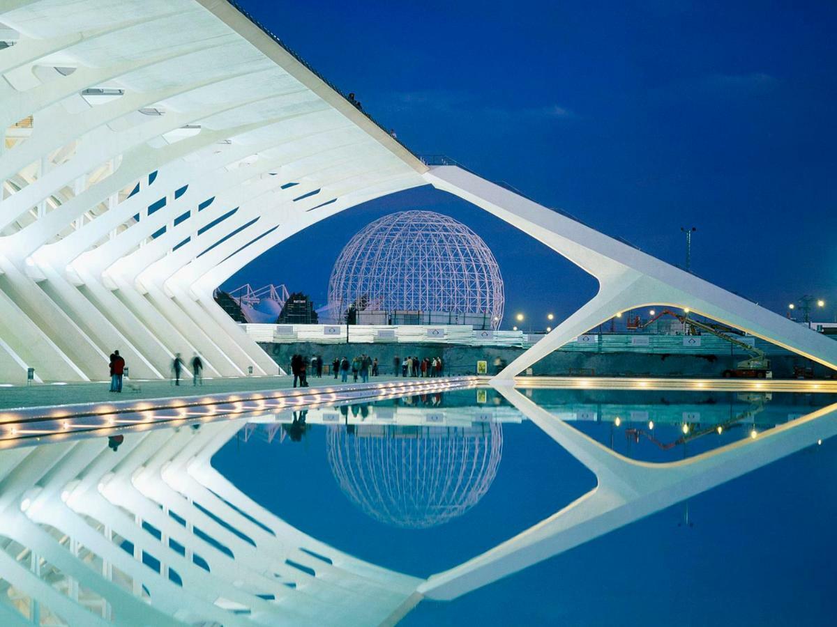 Arrendamiento De Temporada En Ruzafa Lägenhet Valencia Exteriör bild