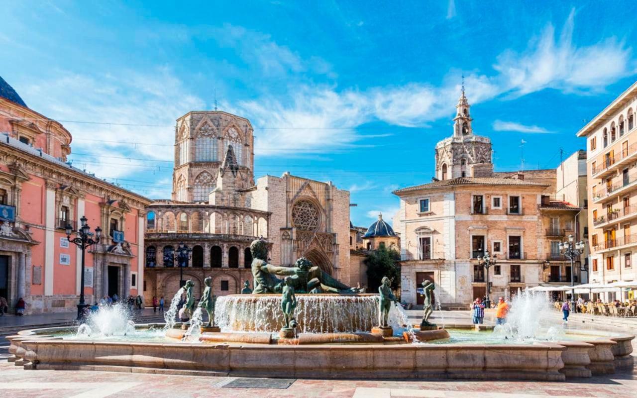 Arrendamiento De Temporada En Ruzafa Lägenhet Valencia Exteriör bild